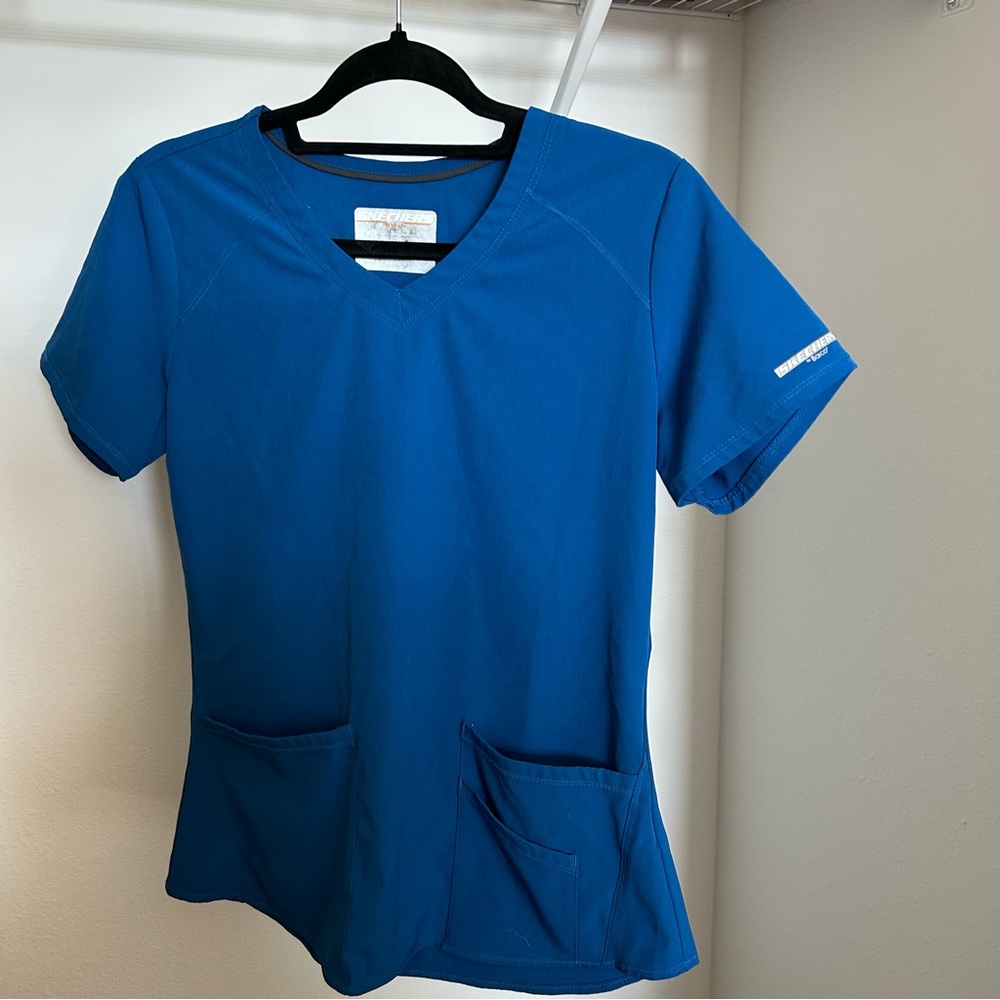 Skechers Women's Blue V-Neck Top Scrubs with Pockets